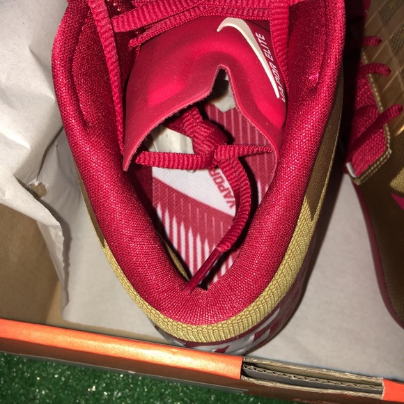 NEW NIKE VAPOR TALON ELITE 3/4 TD
GOLD / GYM RED - Picture 6 of 7